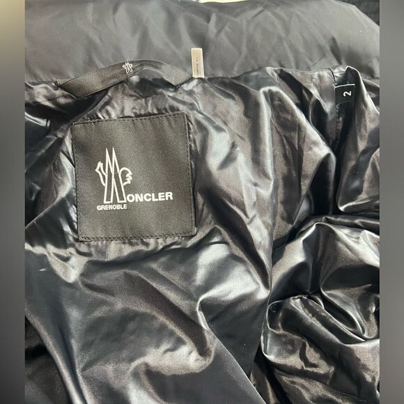 MONCLER GRENOBLE BEVERLEY HOODED SKI DOWN JACKET - Picture 13 of 13